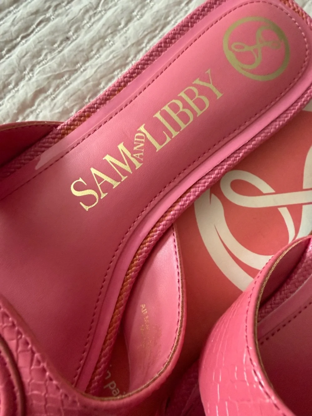Sam & Libby Guava Pink Logo Slide Sandals 7.5 ❤️❤️ - Picture 3 of 6
